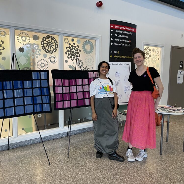 Caroline from Poplar HARCA meets people whilst doing a tour of our Knitting the Air project at the Royal London Hospital
